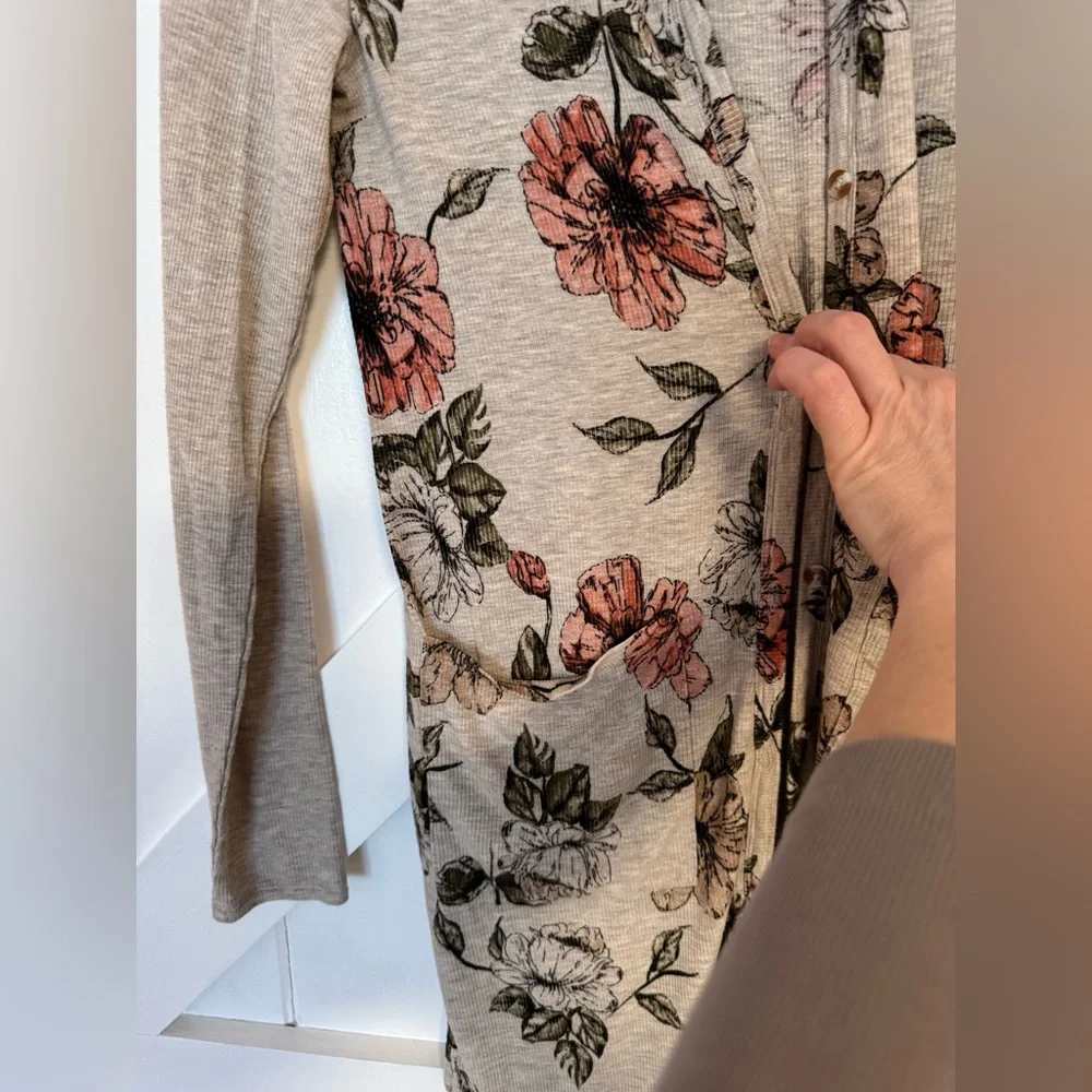 Grace & Lace long floral cardigan - Picture 7 of 15